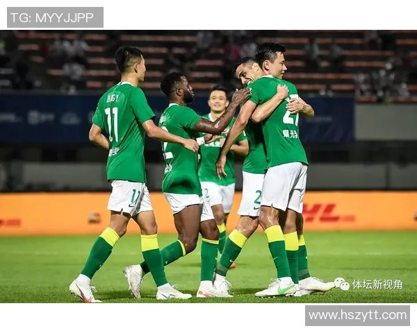 运动最新数据武汉足球队强势领跑联赛积分榜积60分展现冠军实力